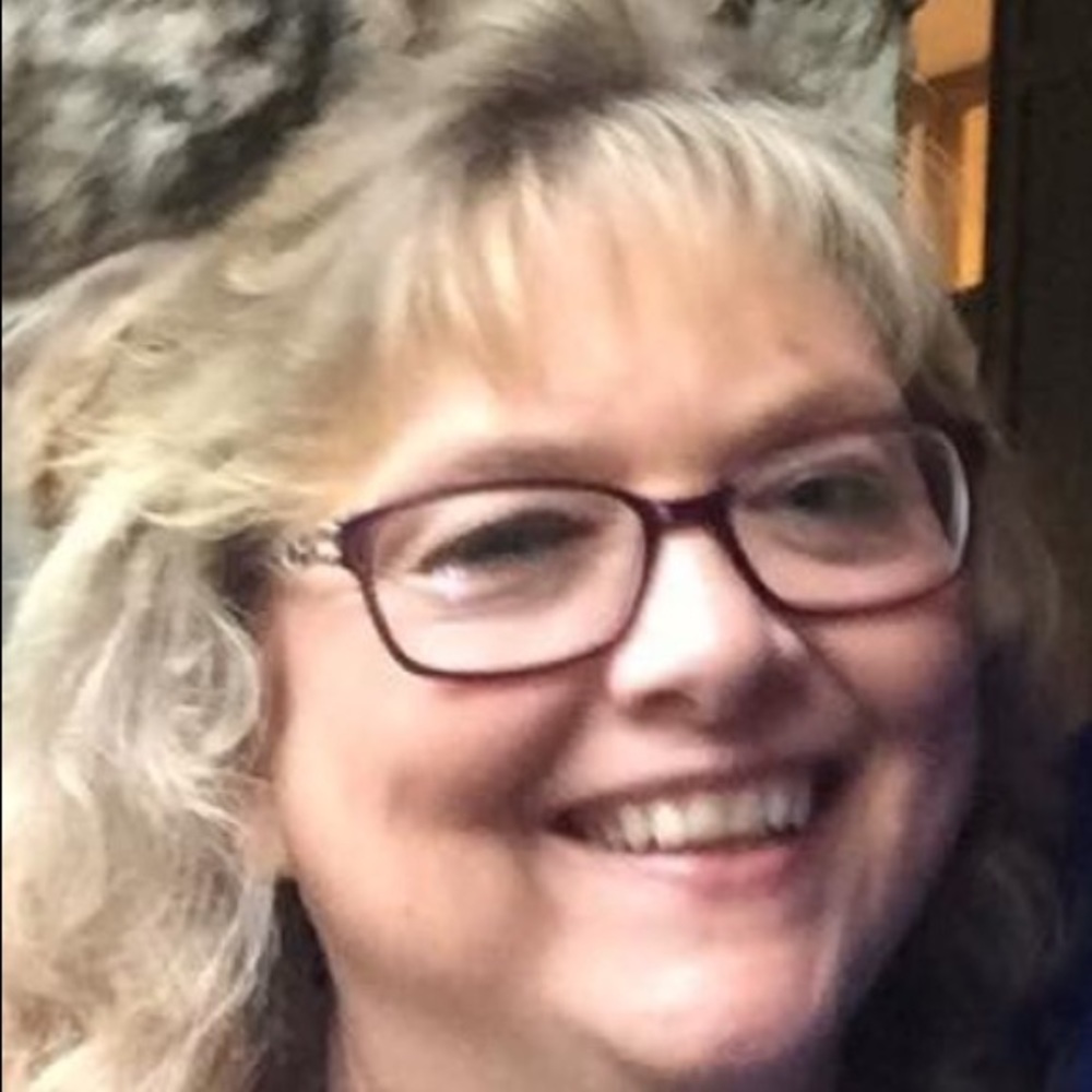 Meet your Posher, Regina